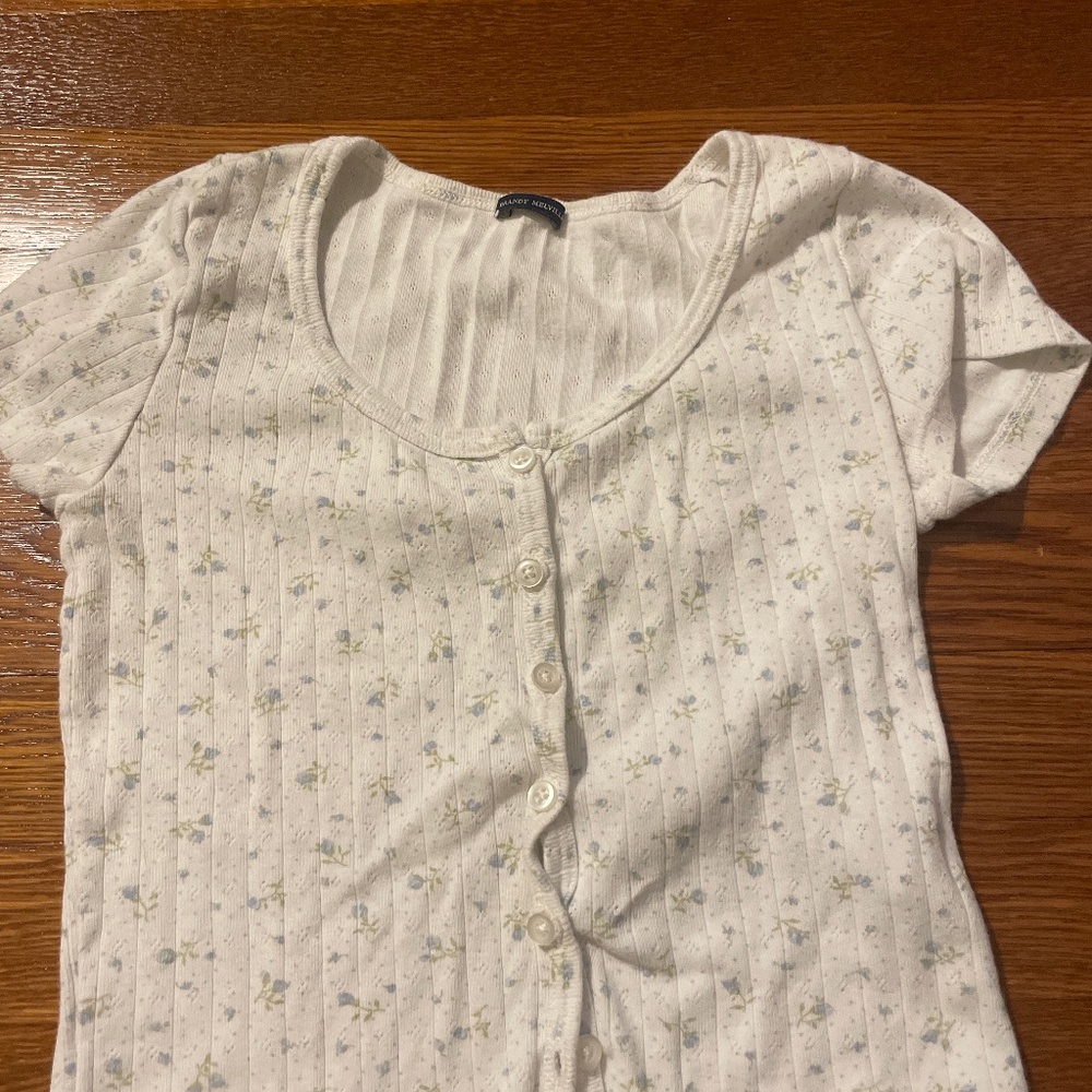 brandy floral button up tee